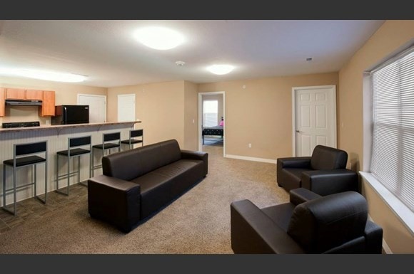 Building Photo - Kansas Villas