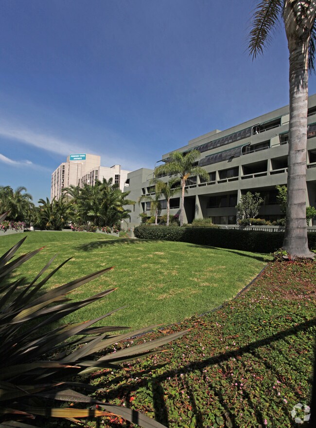 Foto del edificio - Promenade West