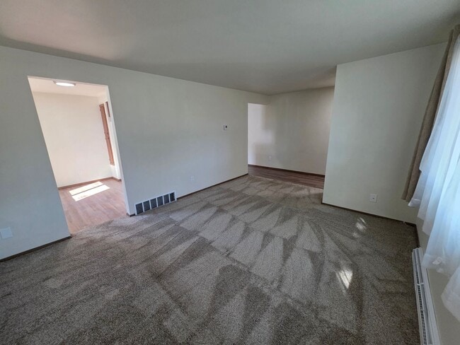 Foto del edificio - 1263-1265 Meadow Ln