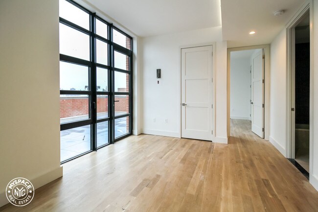 Building Photo - 4121 28th St