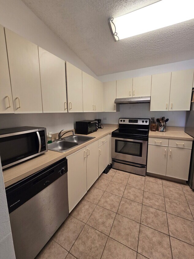 Primary Photo - 3650 N 56th Ave