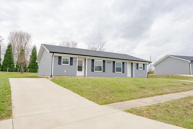 Foto del edificio - 1314 Farmingdale Dr