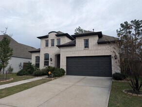 Building Photo - 16826 Beechwood Forest Way