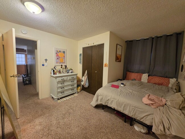 Foto del edificio - 1 Bedroom with Study in Wimbledon!