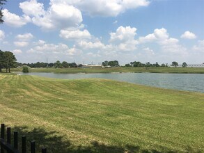 Building Photo - 10730 Sea Myrtle Dr