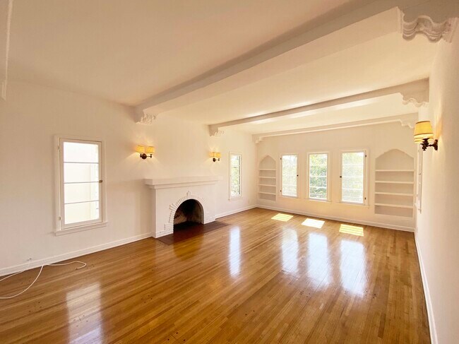 Building Photo - 1169 S Crescent Heights Blvd