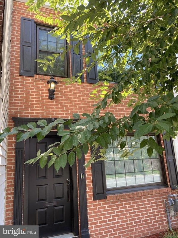 Photo - 617 N Henry St Apartment