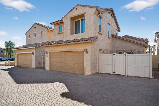 Foto del edificio - 16226 N 21st Ln