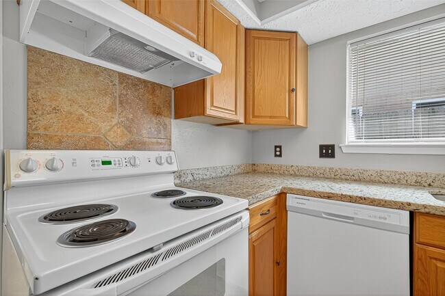 Foto del edificio - 10402 Gulfstream Ln