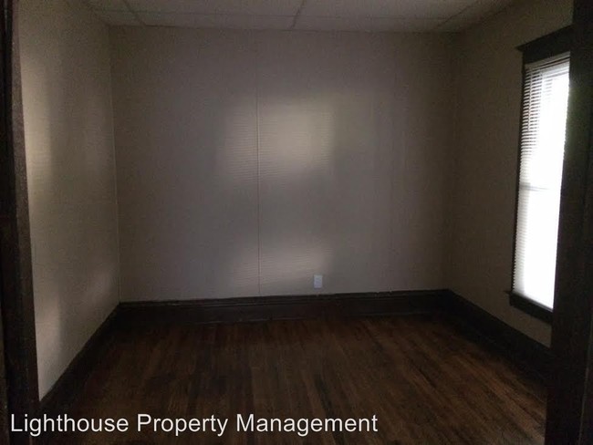 Foto del edificio - 963 Pine Ave NW