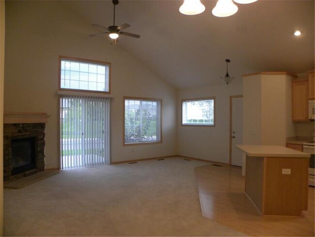 Building Photo - 1567 Alphon Dr