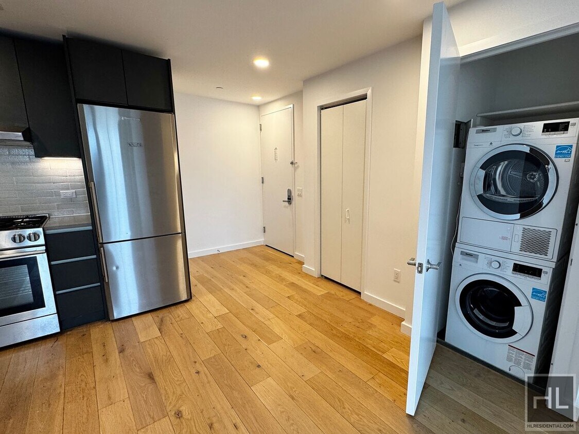 Foto principal - NORTHERN BOULEVARD