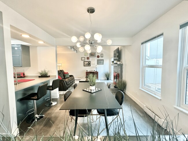 Foto del edificio - 1738 Brookhaven Cir W
