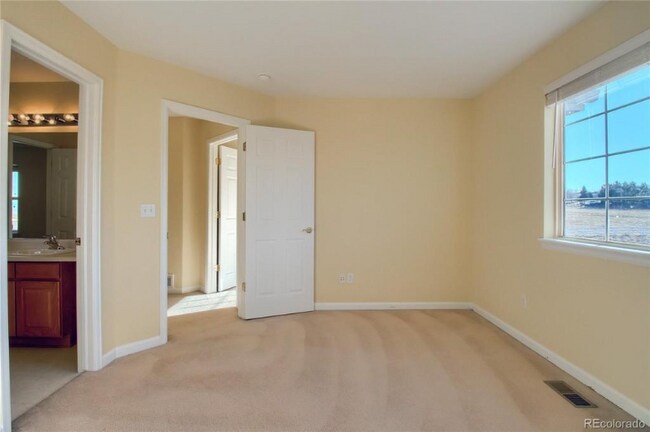 Foto del edificio - 2999 E 135th Pl