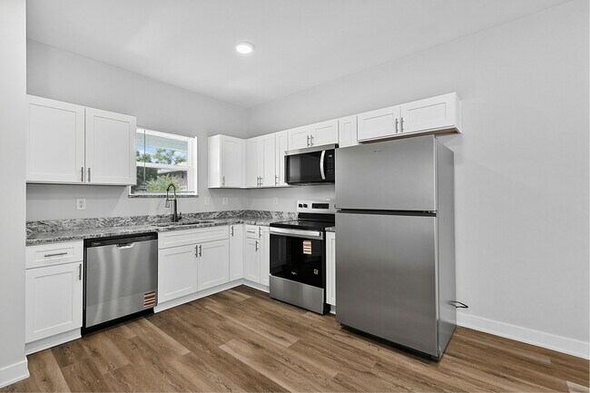 Foto del edificio - 3947 Rookwood Ave