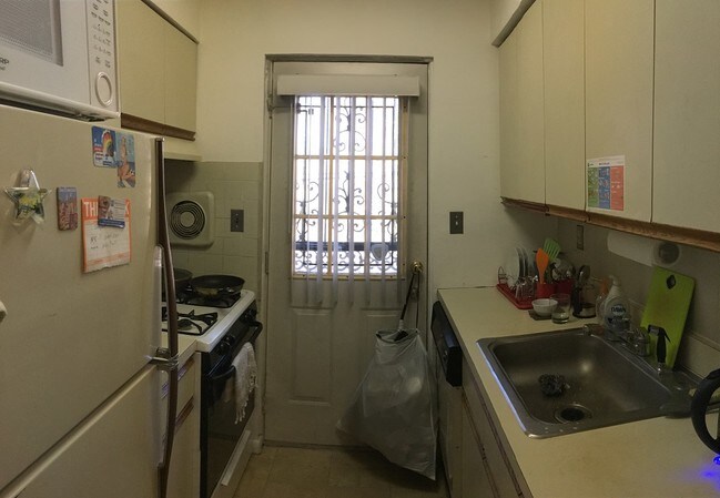Foto del edificio - 2801 E 26th St