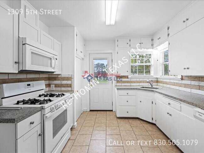 Foto del edificio - 1309 5th St