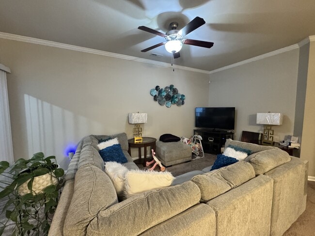 Foto del edificio - 400 Glenhaven Ln