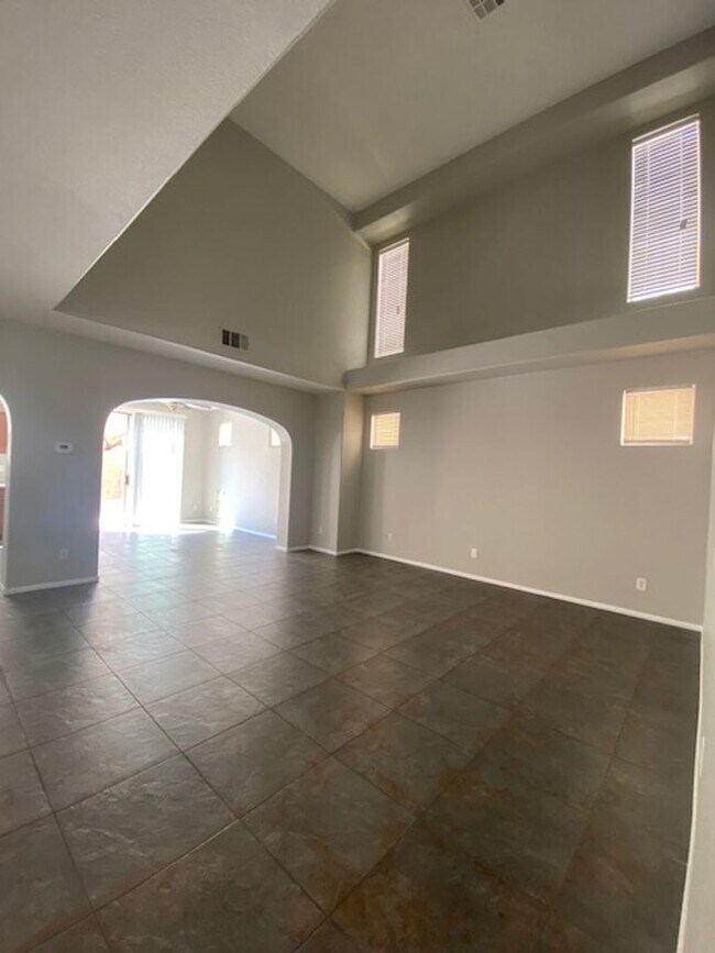 Foto del edificio - Southern Highlands 4 Bedroom- Single Family Home!