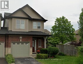 Building Photo - 370 Stonehenge Dr