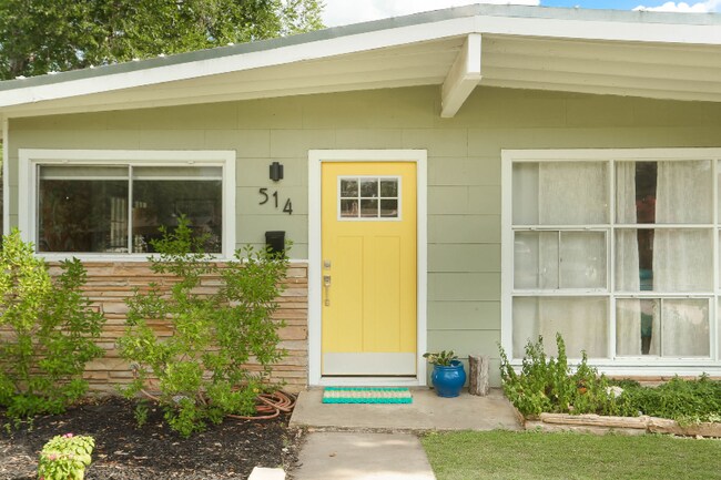 Foto del edificio - 514 Brightwood Pl