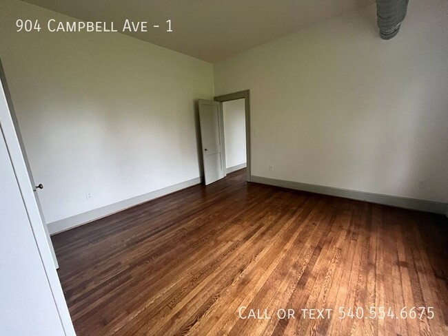 Building Photo - 904 Campbell Ave SE