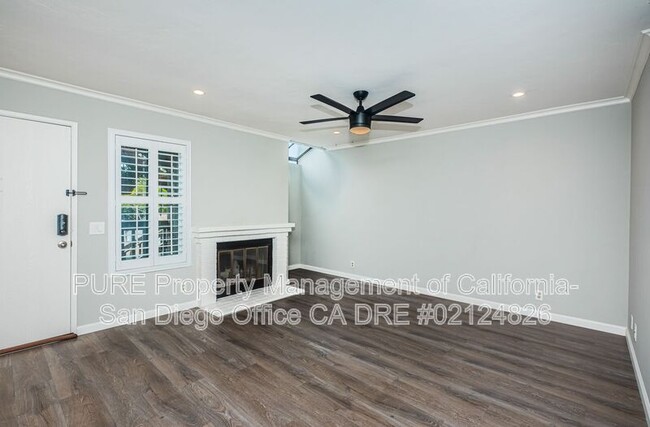 Building Photo - 6025 Estelle St