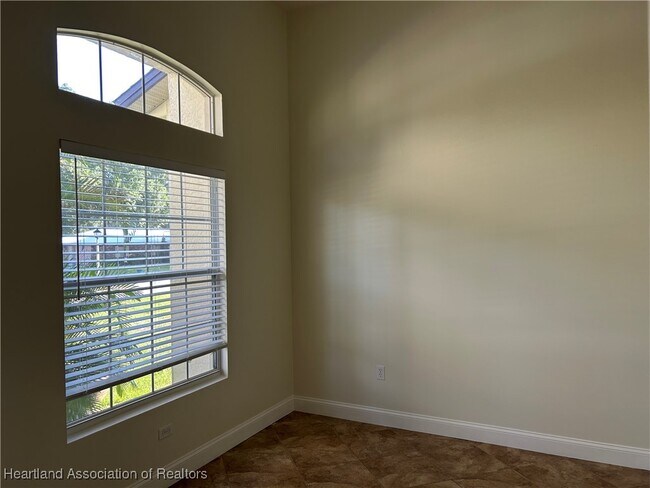 Building Photo - 6200 Pebble Ln