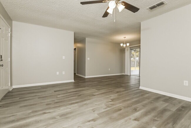 Foto del edificio - 5227 Grace St E