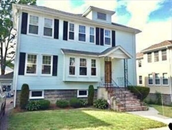 Foto principal - 60 Clewley Rd