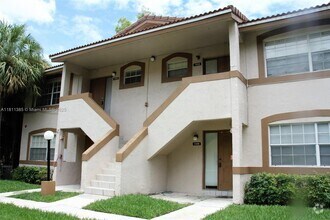 Building Photo - 11462 NW 43rd St