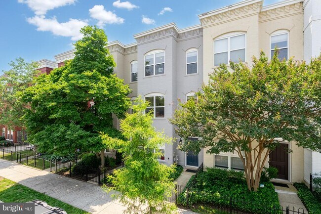 Foto del edificio - 1208 W St NW