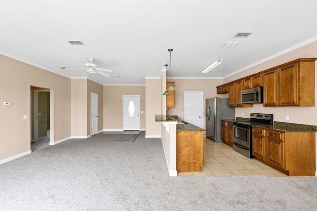 Building Photo - Loxley Home for Lease Available October!!