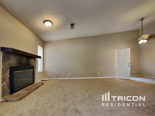 Building Photo - 2064 Drake Court Lithonia GA