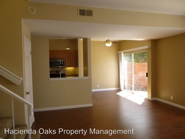 Building Photo - 2 br, 2.5 bath House - 2435 Country Lane
