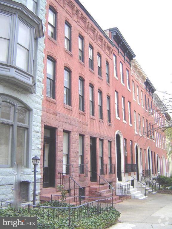 Building Photo - 1619 Bolton St