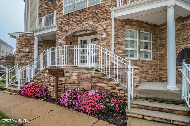 Foto del edificio - 33 Cooper Ave