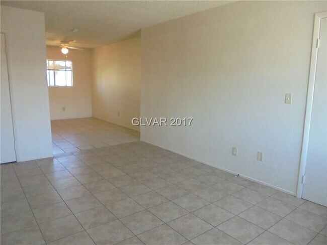 Building Photo - 1836 Goldfield St