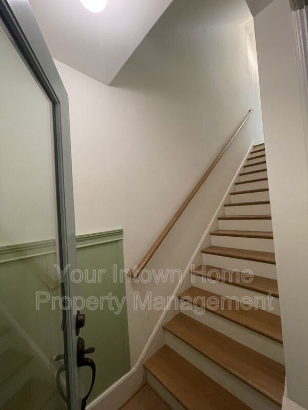 Foto del edificio - 690 Fraser St SE