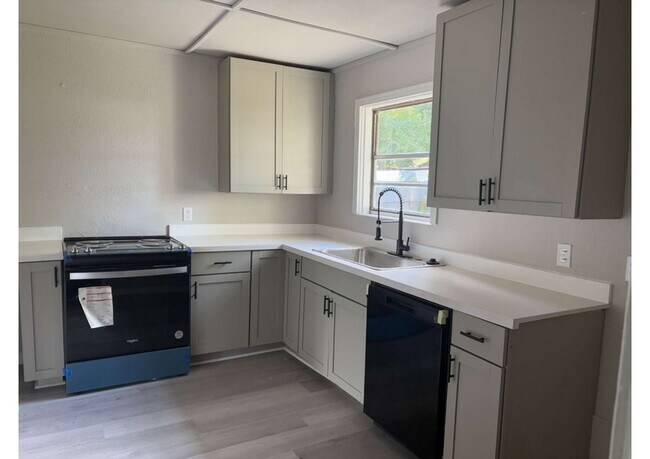 Foto del edificio - 5934 Southtown St