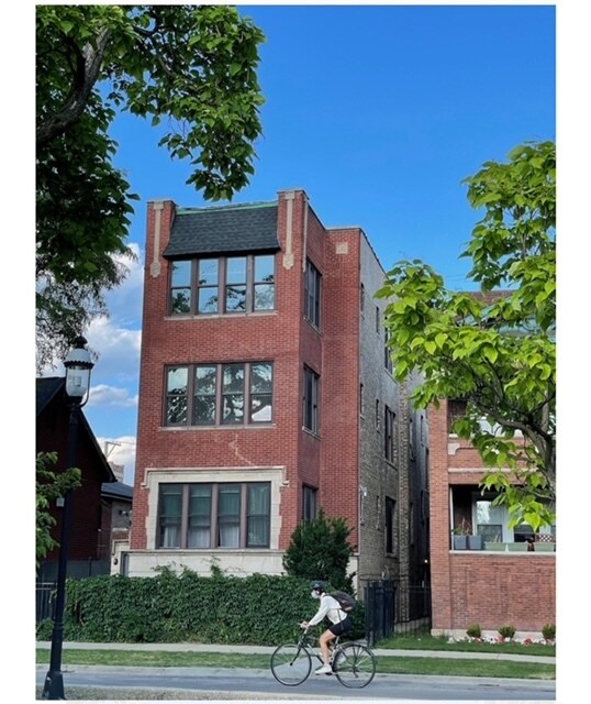 Building Photo - 1659 N Humboldt Blvd