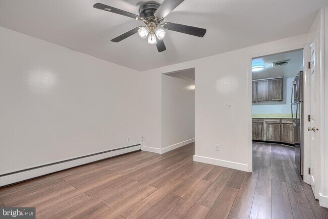 Foto del edificio - 1703 Roland Ave