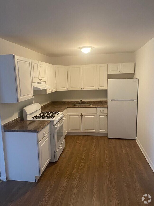 Apartments For Rent in Strathmere, NJ with Hardwood Floors 4 Rentals