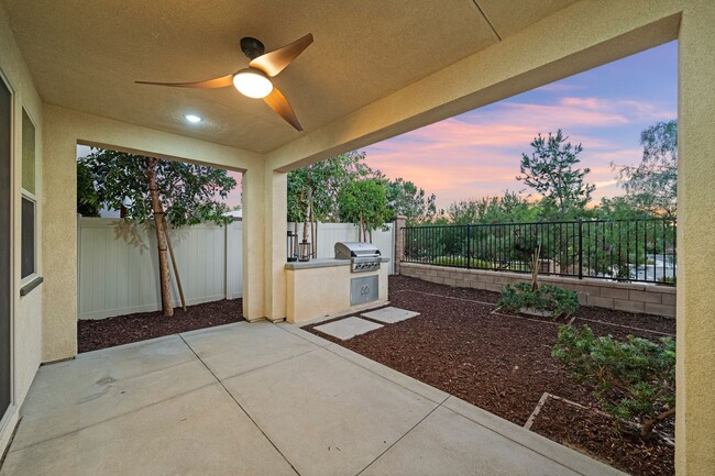 Building Photo - 3 Bedroom Model Home for Rent in Murrieta