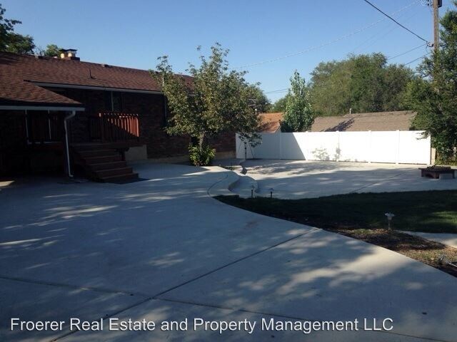 Foto del edificio - 4 br, 2 bath House - 1144 Harrop Street