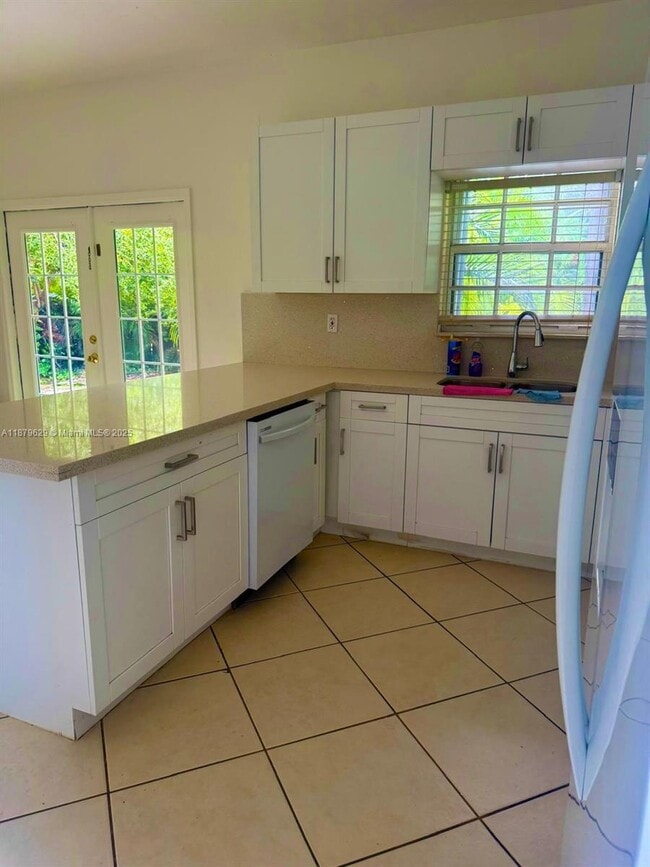 Foto del edificio - 3019 SW 23rd St