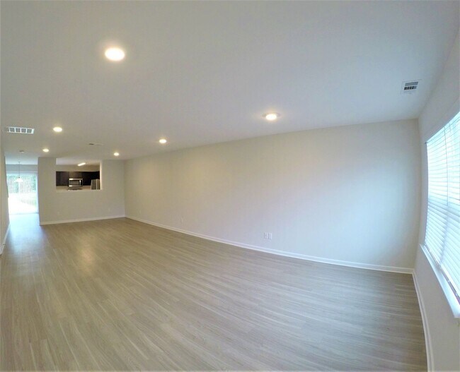 Foto del edificio - 18 St Augustine Way