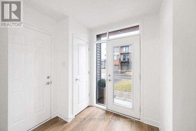 Photo du bâtiment - 182 Visor Private