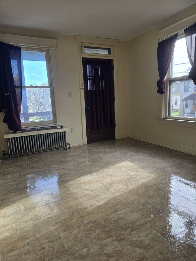 Foto del edificio - 4 Bedroom
