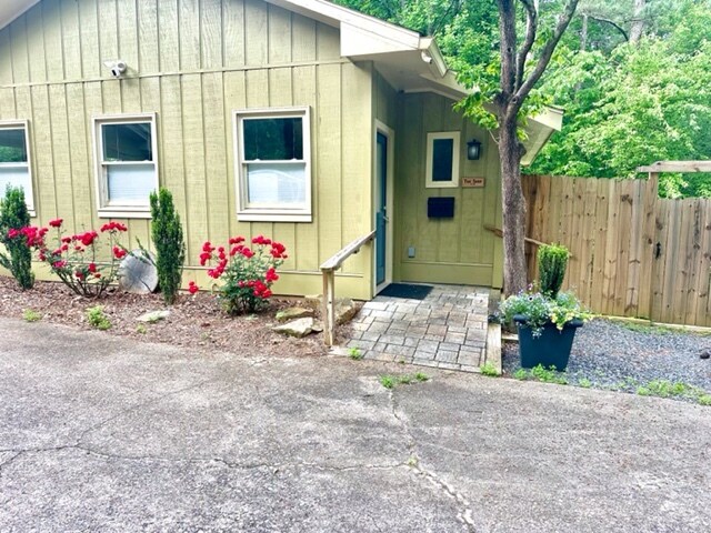 Small House--Big Amenities - 1040 Applecross Dr